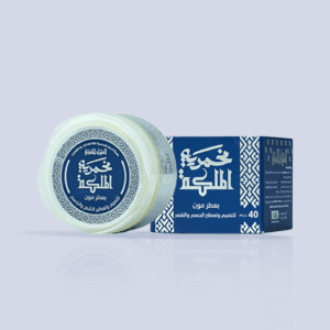 مخمرية مون - بهجة الفواكه الحمراء في لمسة مخملية